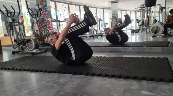 Showing Mojoh doing the modified Cocoon gym exercise - this exercise combines well with the Tabletop Toetap