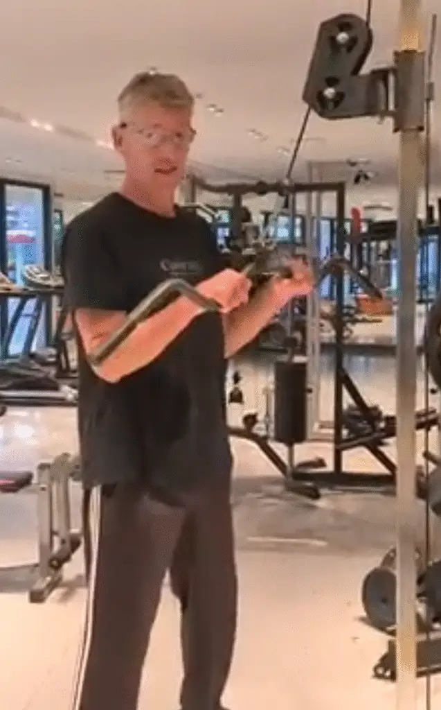 Showing the Tricep PullDown exercise for Triceps - at the Top Position
